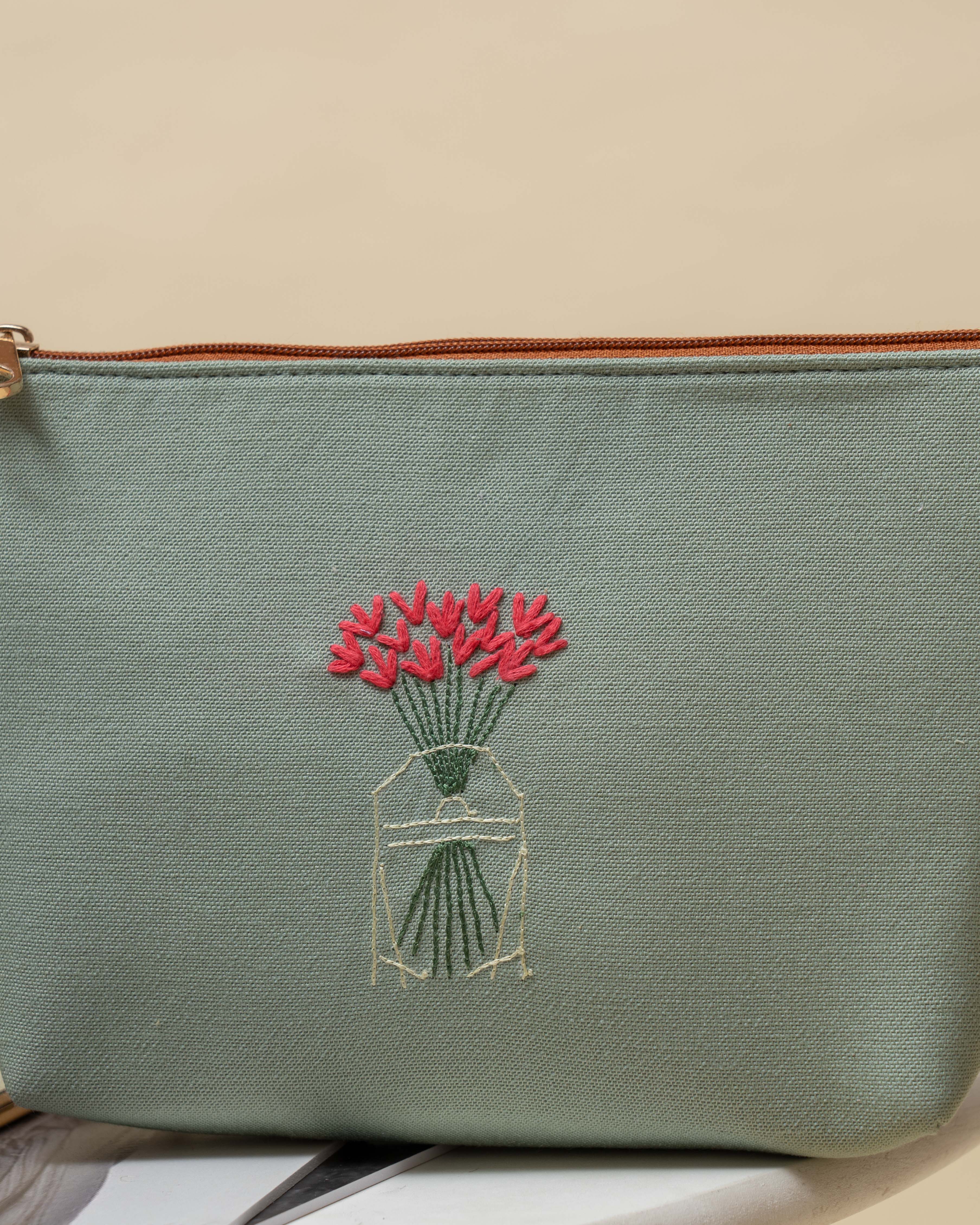 Bouquet Pouch