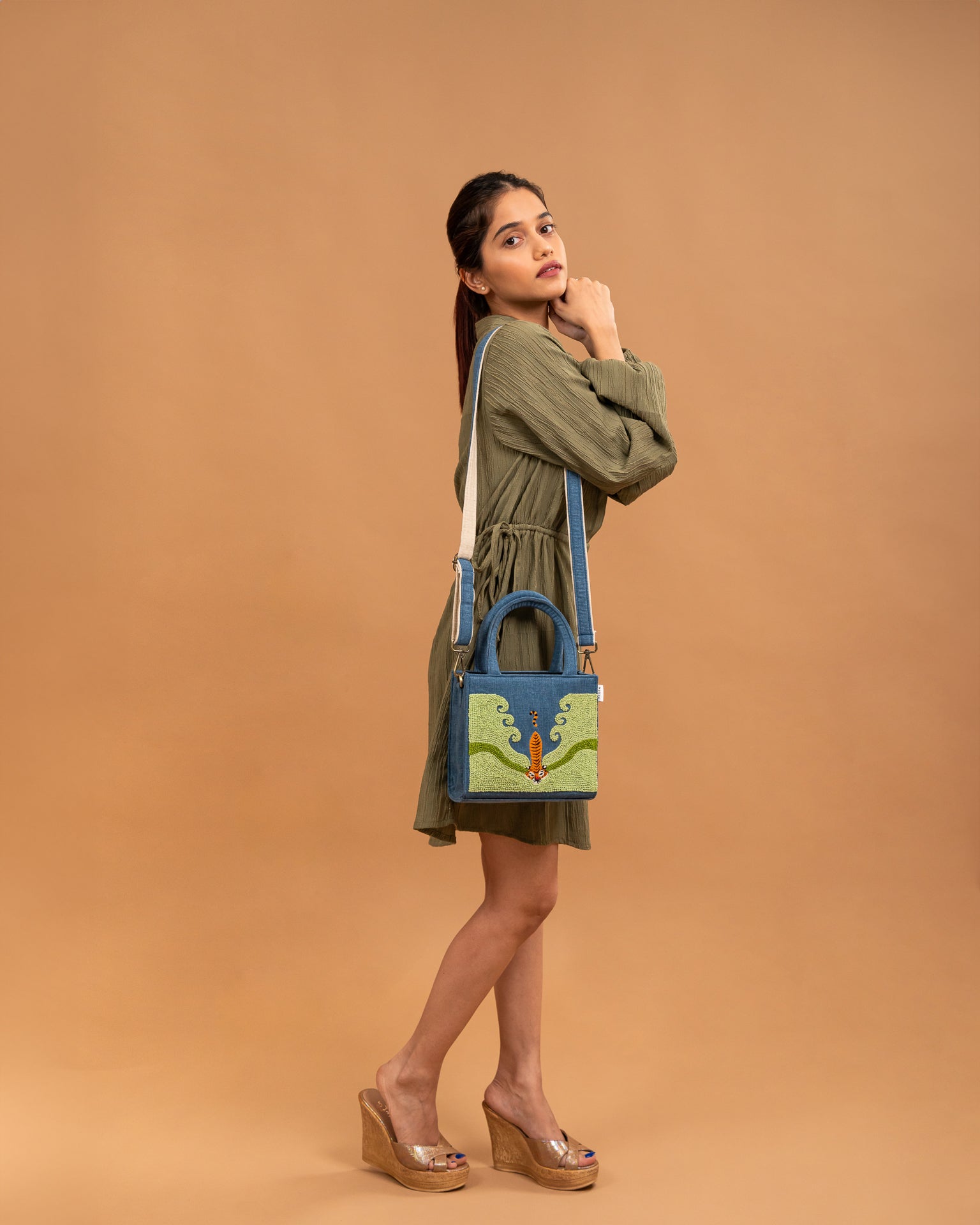 Tiger In a Pond Mini CarryAll