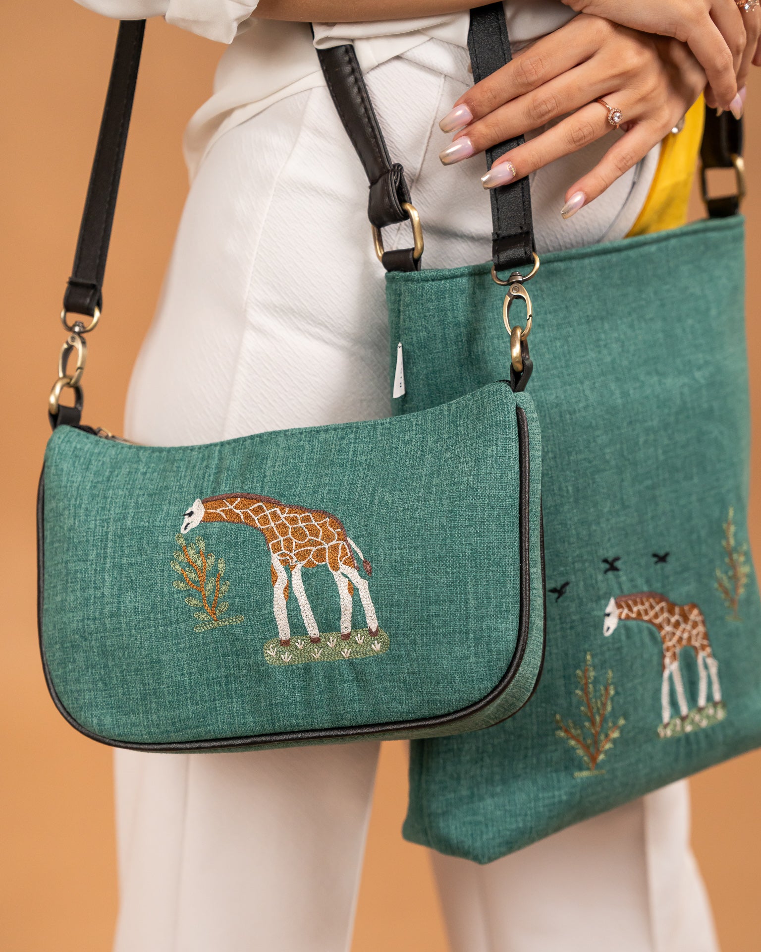 Giraffe Dainty Bag