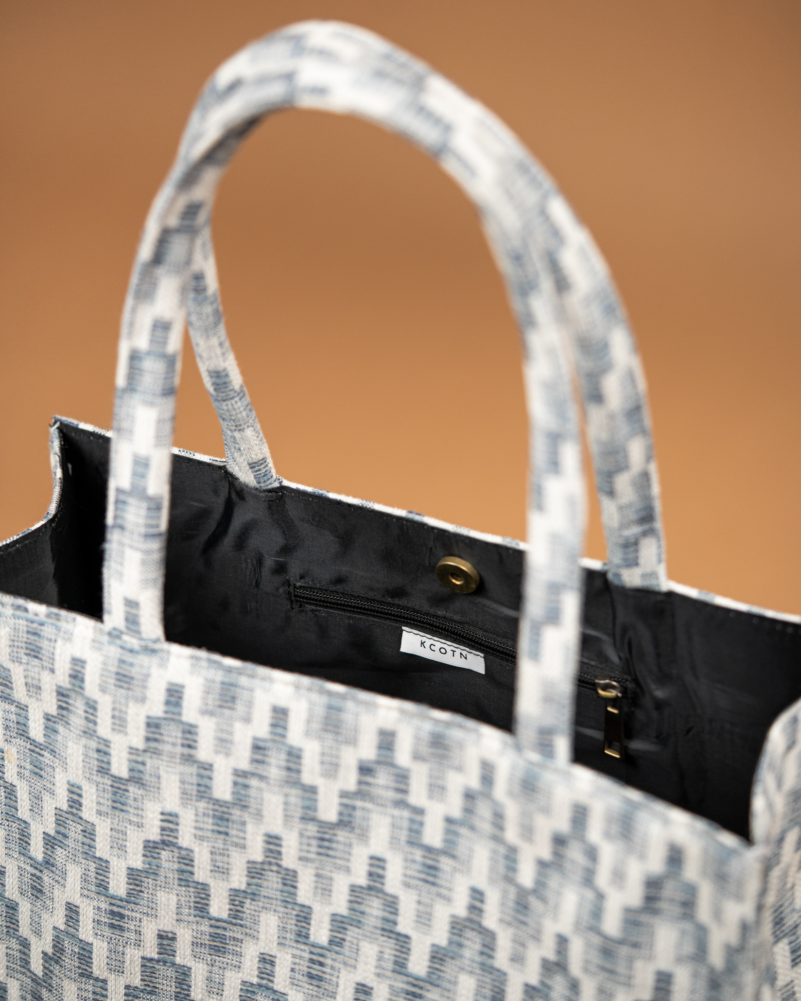 Waves City Tote