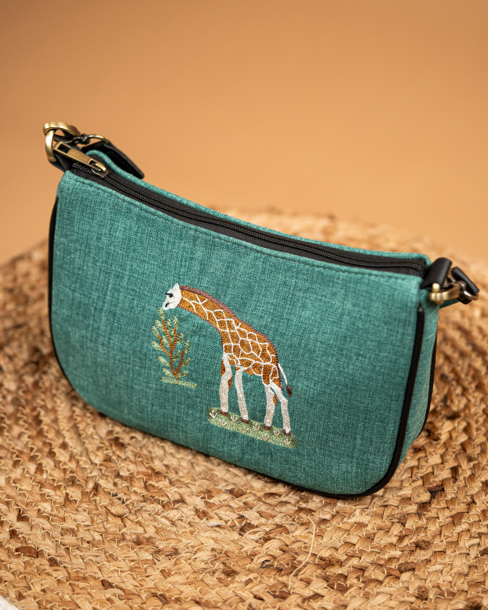Giraffe Dainty Bag