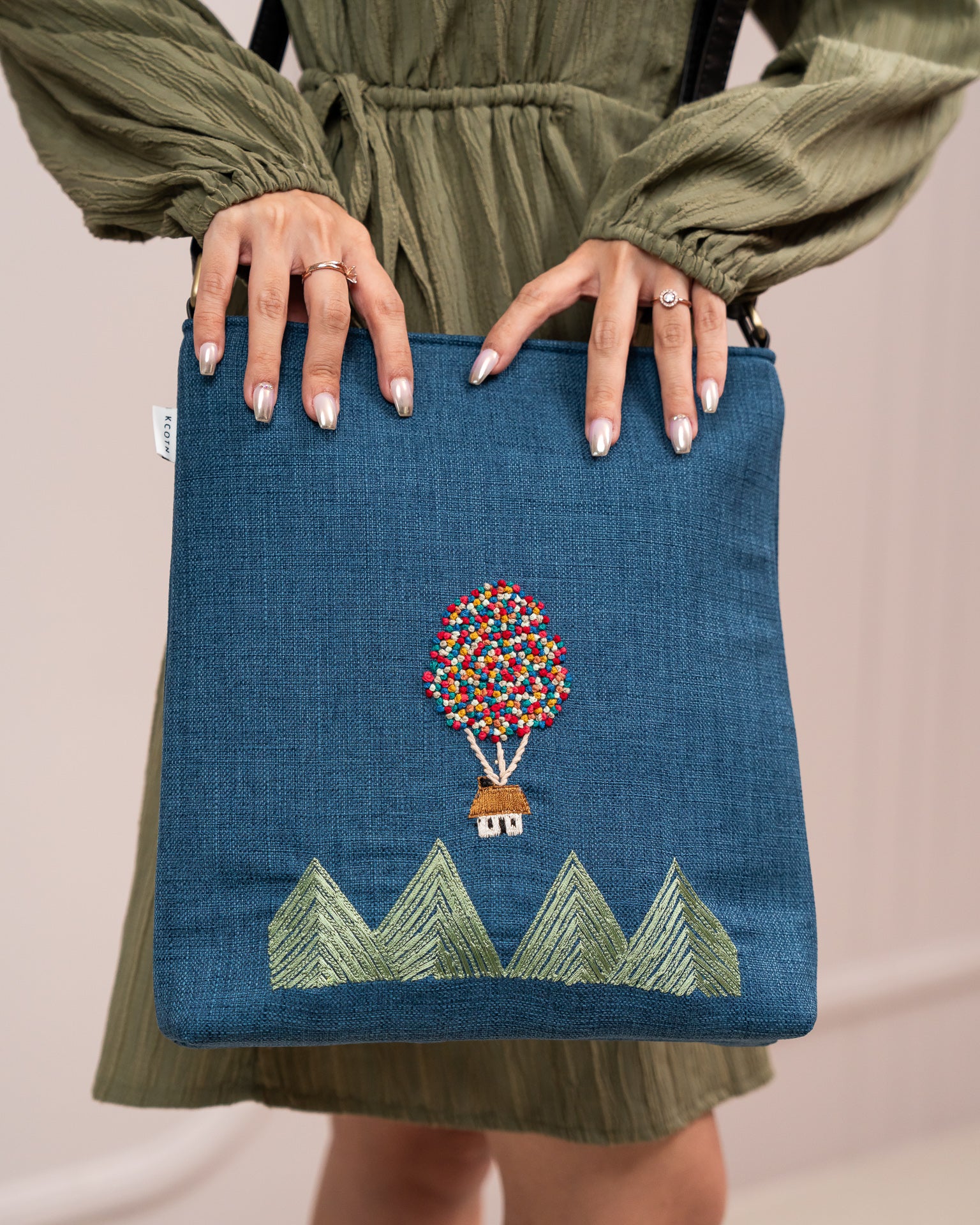 Ellie's Dream Sling Bag